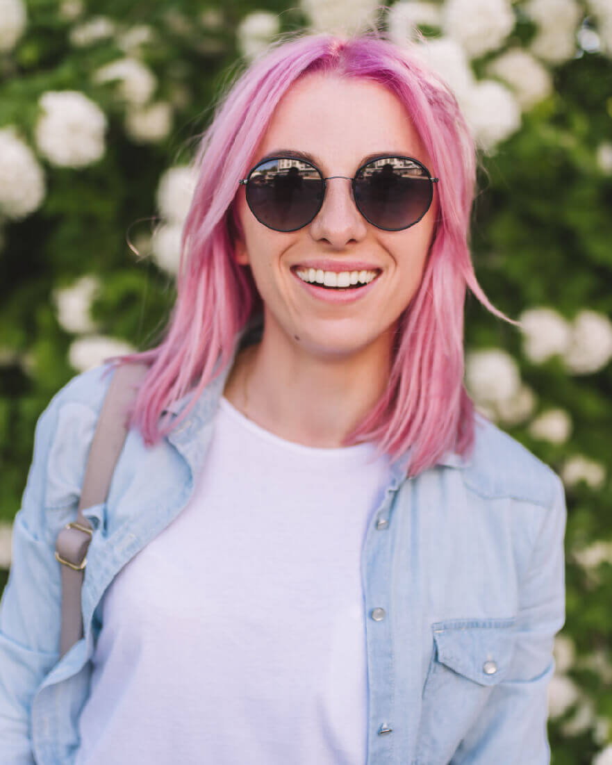 client with pink hair