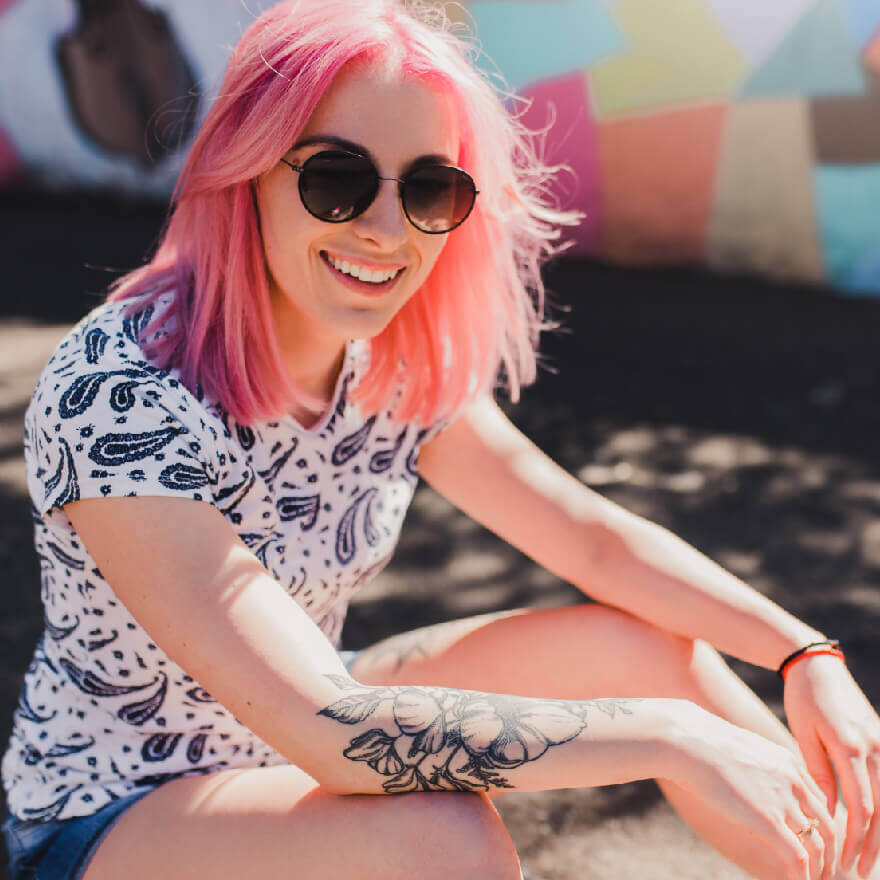 client with pink hair